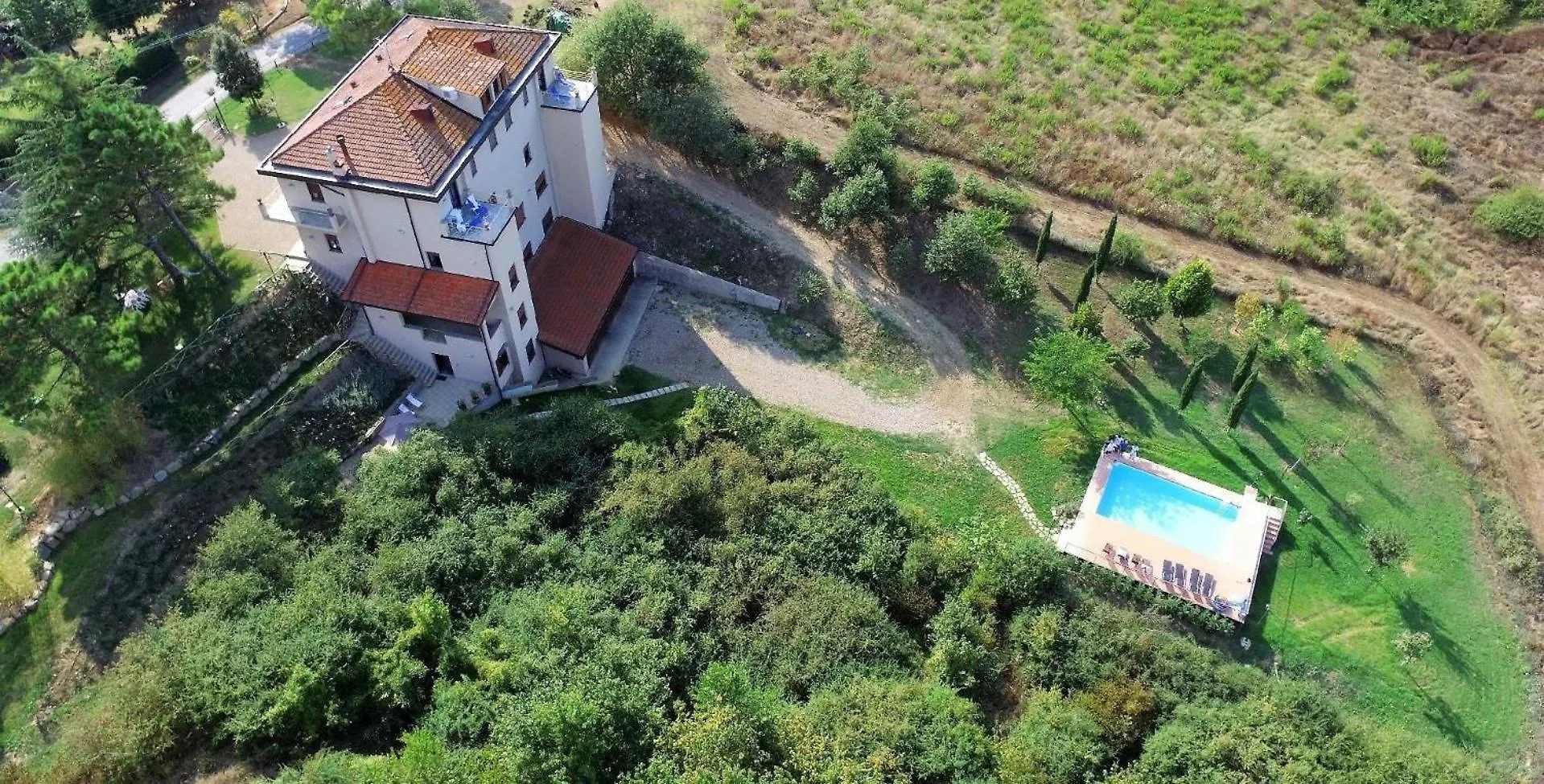 Flache Linde Terranuova Bracciolini 0*,  Ιταλία